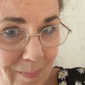 Meet your Posher, Sallye